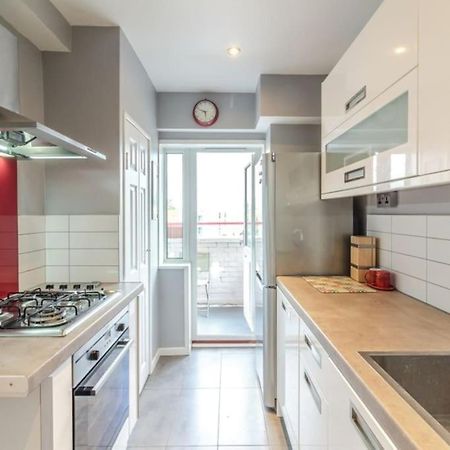 Top Floor 1 Bedroom Apartment With Views Over London Exterior foto
