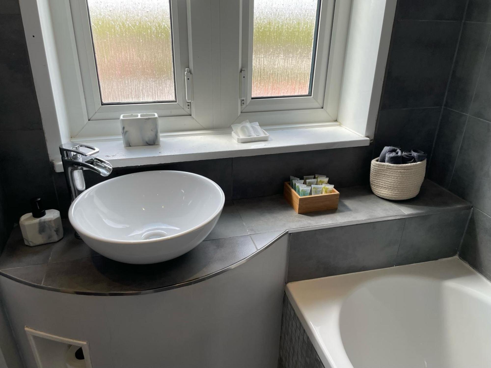 Top Floor 1 Bedroom Apartment With Views Over London Exterior foto